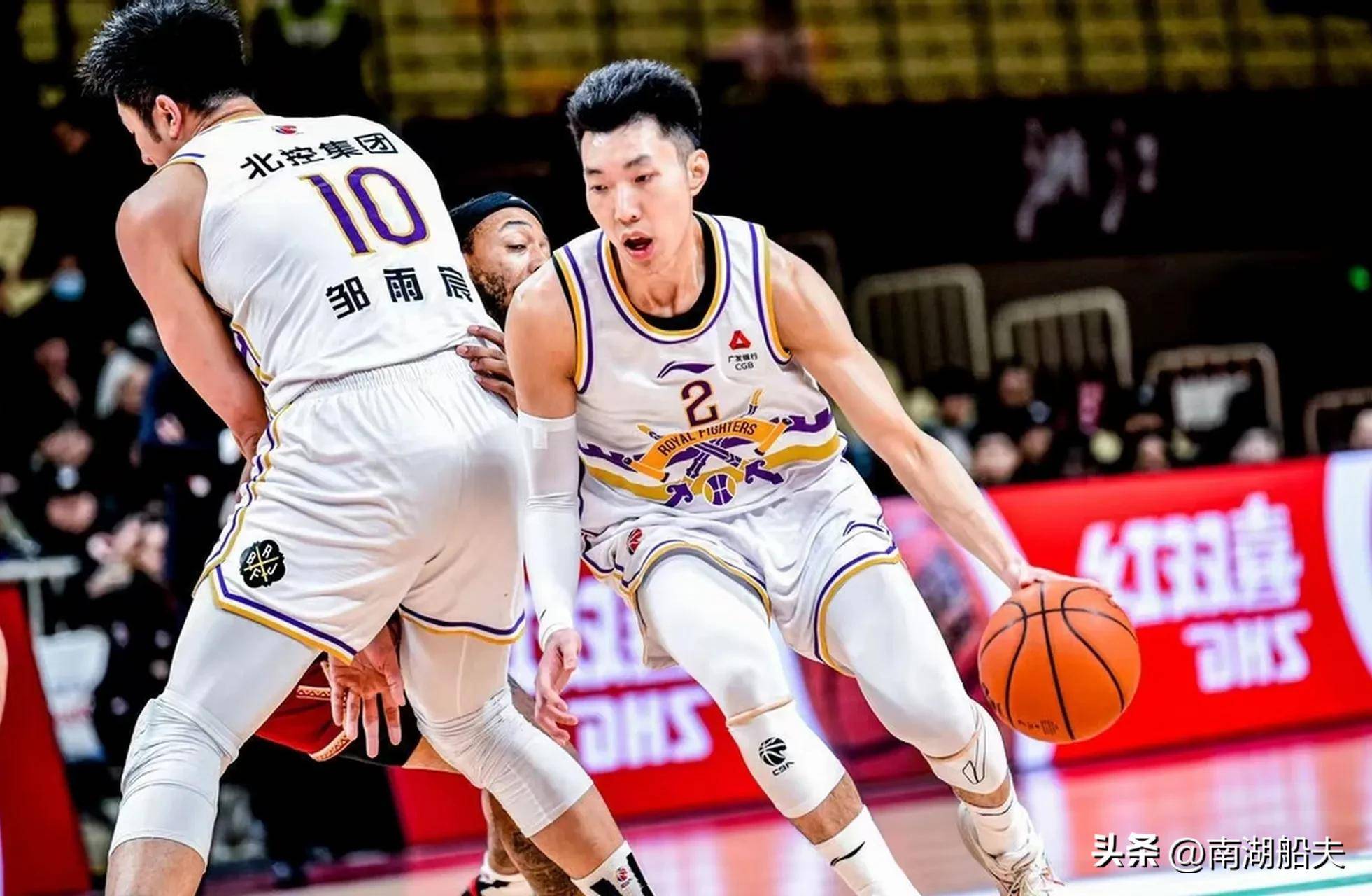 湖南男篮不敌深圳，季后赛形势严峻