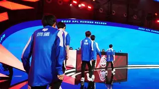 尼姆大胜摆脱保级威胁，雄心勃勃向前行