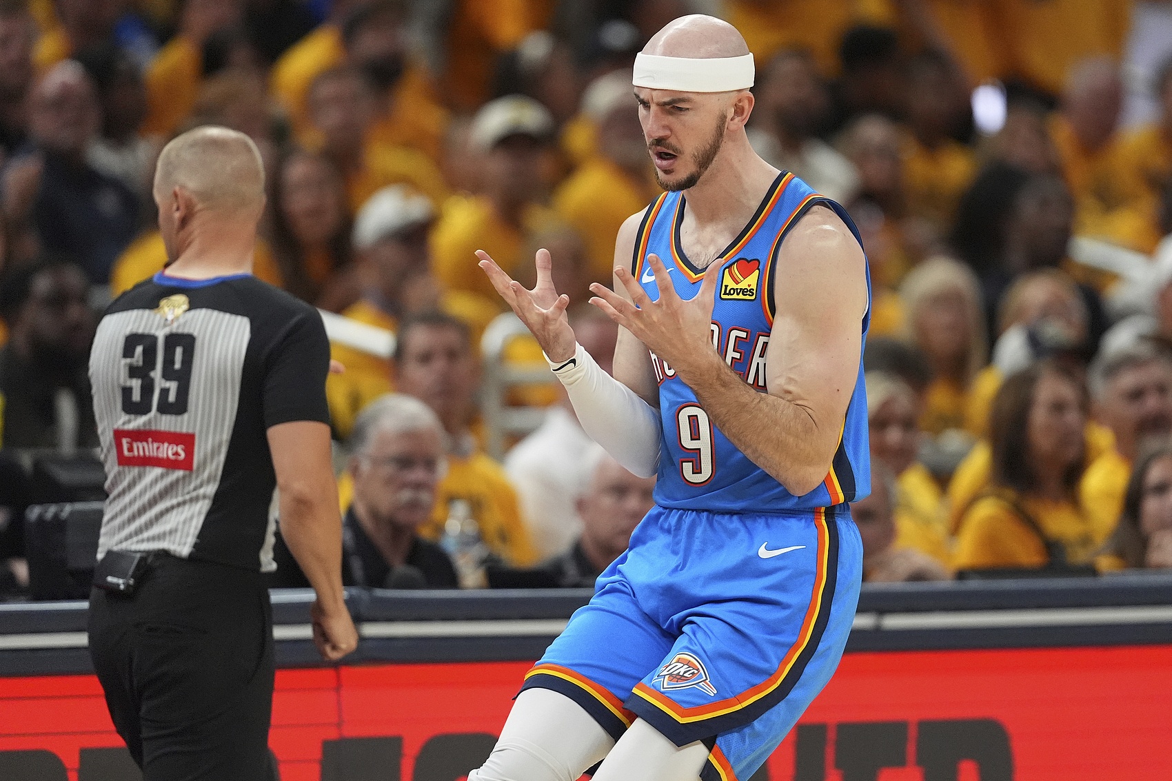 中国男篮碾压热火，卡鲁索惊艳世界