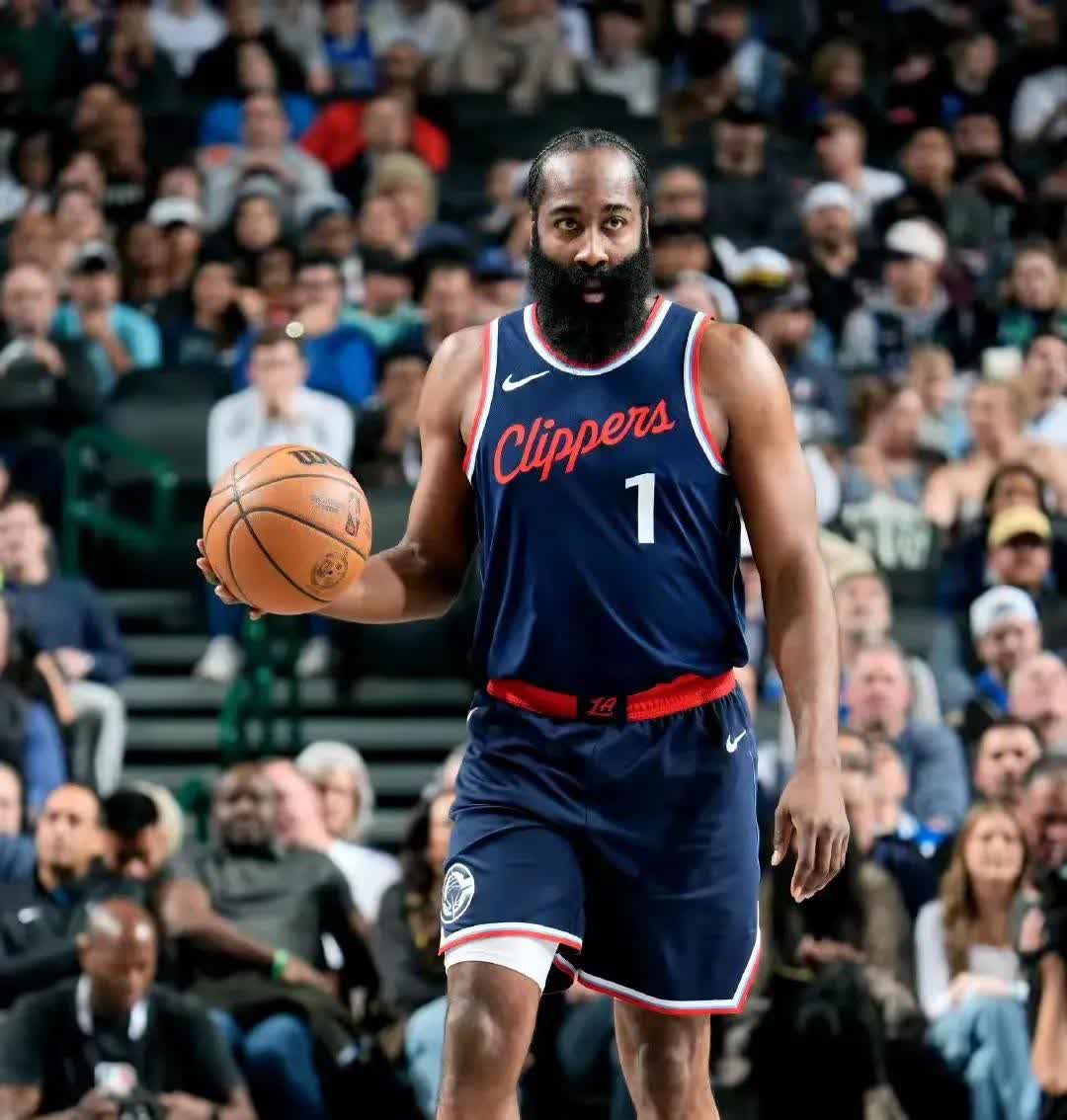 火箭横扫公牛，哈登带队晋级半决赛